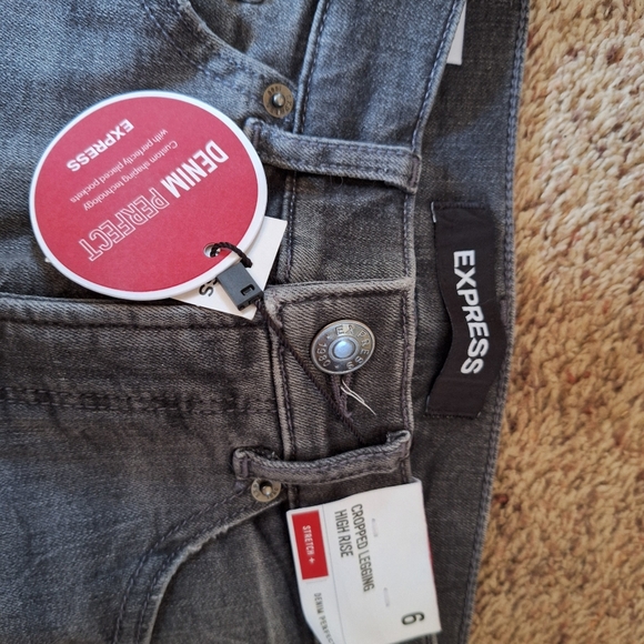 NWT Express Denim Perfect Jeans High Rise Cropped Legging Women's Size 6 - Picture 4 of 5